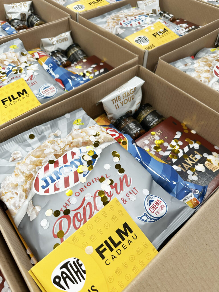 Filmpakket met popcorn, snoep en een Pathe bioscoopcadeaukaart
